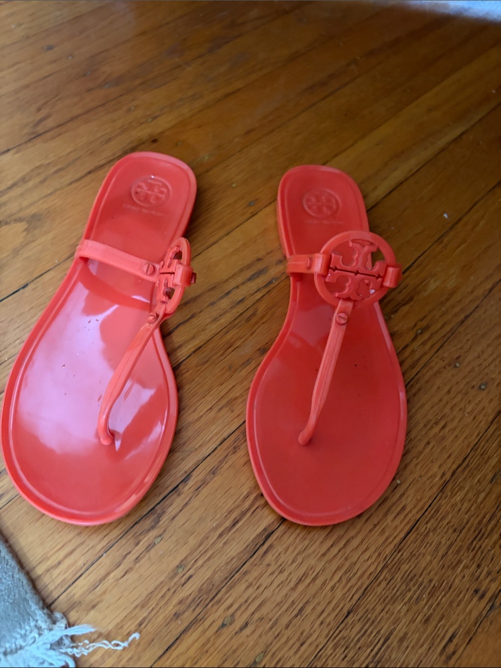 Tory Burch Women’s Coral Jelly Thong Sandals